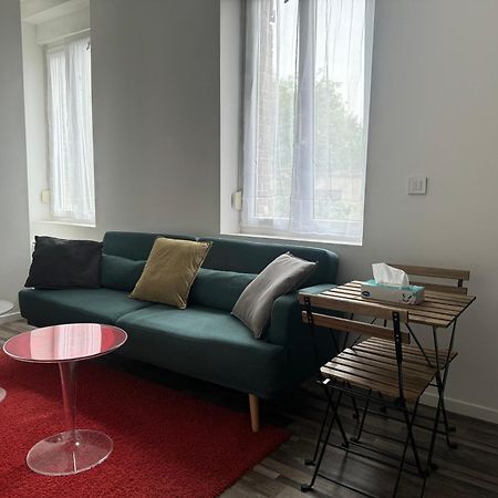 Апартаменты Philomene Ромийи-сюр-Сен Экстерьер фото